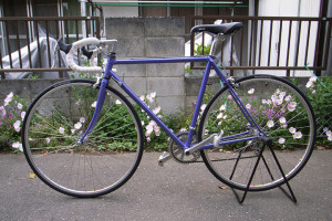 ふる〜いロードレーサーです ふる〜いロードレーサーです